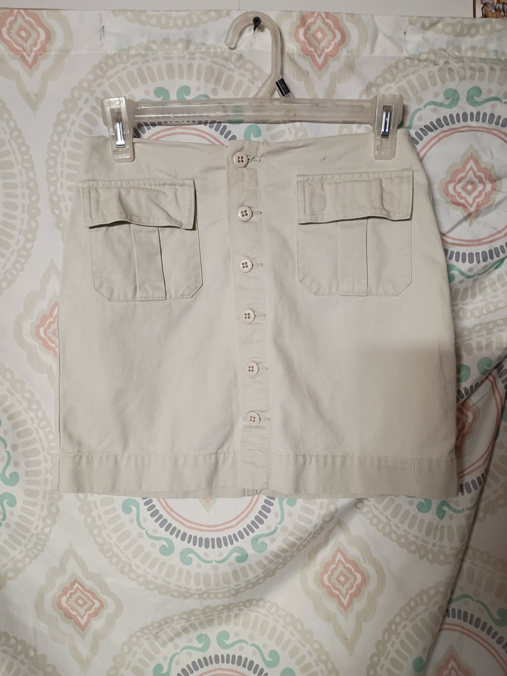 GAP Cream Button-Front Mini Skirt with Front Flap Pockets